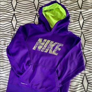 Nike Hoodie Purple size: Med w/ Pockets LIKE NEW!!